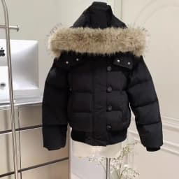 Women's Winter Warm Jacket Korean Thickened Big Fur Collar Hooded Outerwear Fashion Casual Detachable Short Cotton-Padded Coat