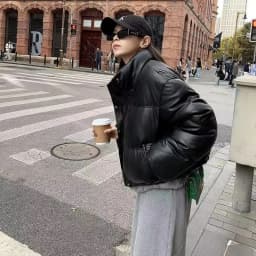 Korean Women Cotton Padded Jacket Winter Parkas 2026 Cropped Down Cotton Oversize Jacket Puffer Snow Coats Waterproof Outerwear