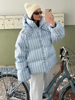 2025 Winter Striped Women's Hooded Quilted Jacket Thicken Zipper Long Sleeve Short Coat New Casual Female Loose Warm Outerwear