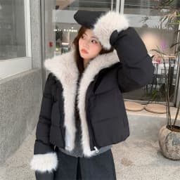 Cropped Puffer Jacket Women Big Faux Fur Collar Fur Lined Zipper Closure Boxy Silhouette Trendy Short Winter Outerwear