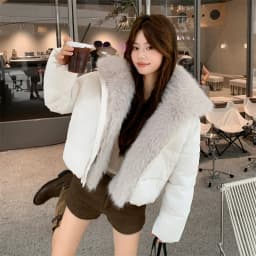 Cropped Puffer Jacket Women Big Faux Fur Collar Fur Lined Zipper Closure Boxy Silhouette Trendy Short Winter Outerwear