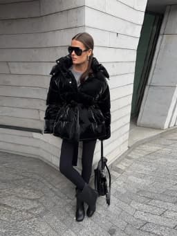 2026 Winter Shiny Hooded Cotton Jacket With Belt Women Elegant Long Sleeve Zipper Lace Up Coats Lady Y2K Street Warm Outerwear