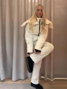 Fashion Cotton Belt Jacket Women Thicken Pleated Long Sleeve Stand Collar Zippers Female Outwear 2026 Winter Lady Ski Coats