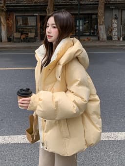 2026 Women Clothing Short Cotton Coat Winter New Style Loose Fit Thickened Petite Cotton Jacket Cold Protection Bread Parkas