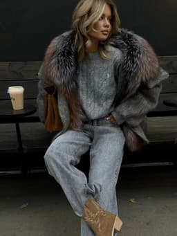 Women Vintage Faux Fur Collar Cotton Jacket Dark Brown Long Sleeved Warm Oversize Coat 2025 Autumn Winter High Street Outerwear