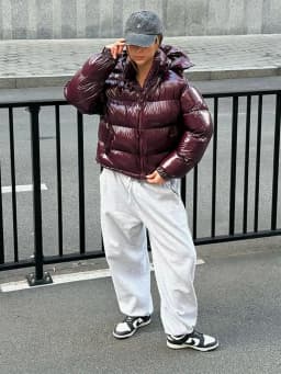 Women Glossy Surface Hooded Padded Jacket Fashion Faux Fur Zipper Cropped Jackets Lady New Winter Warm High Street Outwear 2025