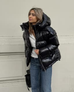 Women Glossy Surface Hooded Padded Jacket Fashion Faux Fur Zipper Cropped Jackets Lady New Winter Warm High Street Outwear 2025
