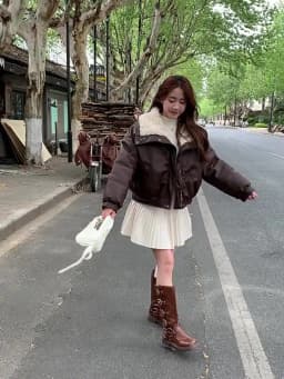 Lambswool Pu Leather Cropped Parkas Women Korean Long Sleeve Fleece Thicken Warm Winter Jackets Chic Pocket Zipper Up Overcoat