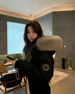 Winter Warm Faux Fur Hooded Parkas for Women Y2K Korean Thick Fluffy Coats Fashion Streetwear Single Breasted Puffer Jacket