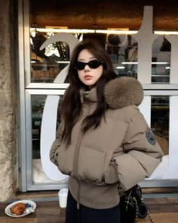 Winter Warm Faux Fur Hooded Parkas for Women Y2K Korean Thick Fluffy Coats Fashion Streetwear Single Breasted Puffer Jacket