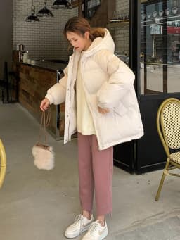 New 2025 Women Short Jacket Winter Thick Hooded Cotton Padded Coats Female Korean Loose Puffer Parkas Ladies Oversize Outwear