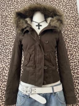 American Vintage Faux Fur Parka Women Y2K Retro Cotton‑padded Coat 2000s Retro Korean Style Warm Casual Winter Outerwear 2026