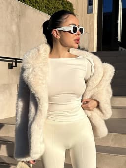 Winter Faux Fur Coat Women Fluffy Women Winter Jacket Long Sleeve Warm Woman Coat High Quality Luxury Outerwears Coats for Woman