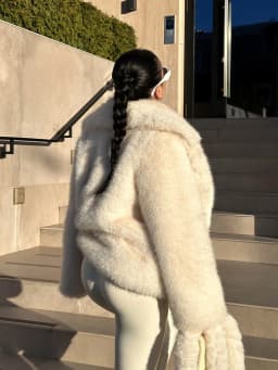 Winter Faux Fur Coat Women Fluffy Women Winter Jacket Long Sleeve Warm Woman Coat High Quality Luxury Outerwears Coats for Woman
