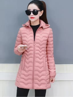 2025 New Style Women's Slim Fit Lightweight Cotton Jacket Black down Filled Coat Long Sleeves Zipper Closure Removable Hat