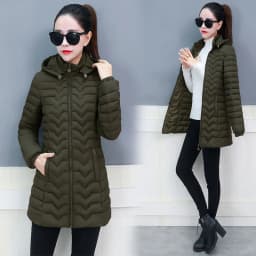 2025 New Style Women's Slim Fit Lightweight Cotton Jacket Black down Filled Coat Long Sleeves Zipper Closure Removable Hat