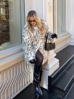 Winter Faux Fur Mid Length Jacket Coats Women Stand Collar Print Leopard Coat Thick Warm Loose Streetwear Jacket Outerwear
