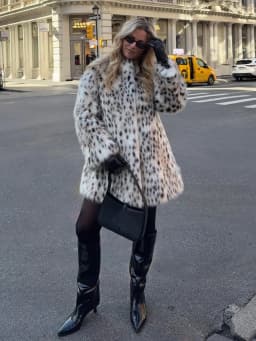 Winter Faux Fur Mid Length Jacket Coats Women Stand Collar Print Leopard Coat Thick Warm Loose Streetwear Jacket Outerwear