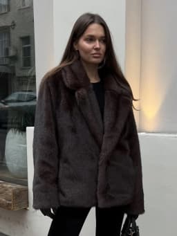 Winter High Quality Thick Warm Faux Mink Fur Jacket Coat Women Luxury Elegant Brown Wide Lapel Hidden Button Fluffy Fur Jacket