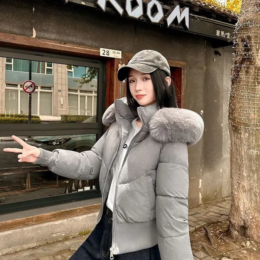 New Down Cotton Jacket 2026 Comfortable Casual Women's Winter Parka Ladies Coat Sense of Design Warm Fashion Female Jacket