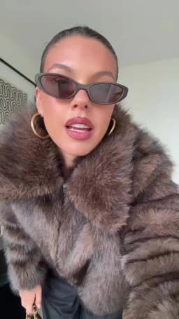 Autumn Winter Short Oversized Faux Fur Coat Women Fashion Street Fluffy Collar Jacket Female Zipper Thick Warm Outerwear