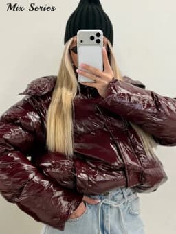 Fashion Glossy Detachable Hood Puffer Jacket Women Full Sleeves Zip Pockets Quilted Coat 2026 Winter New Lady Casual Outerwear
