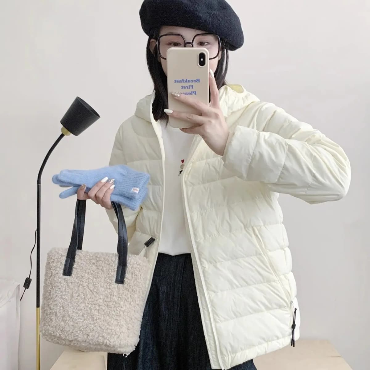 Winter 2026 New Hooded Warm Cotton Padded Coat Female Thin Down Jacket Women Parkas Fashion Simple Outwear Temperament Overwear