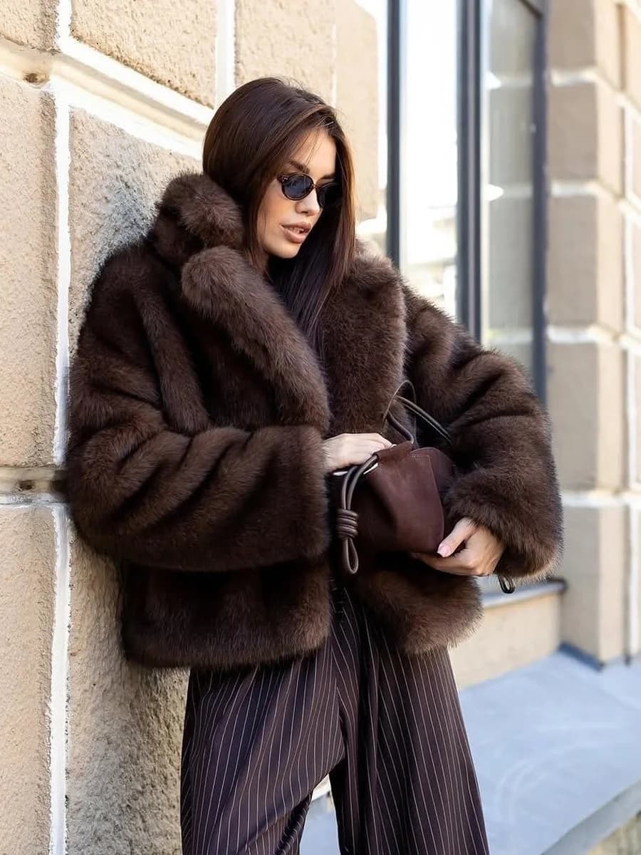 Winter Solid Brown Fluffy Fur Jacket Coat Women Lapel Long Sleeve Thicken Warm Jacket Female High Quality Loose Fur Outwears