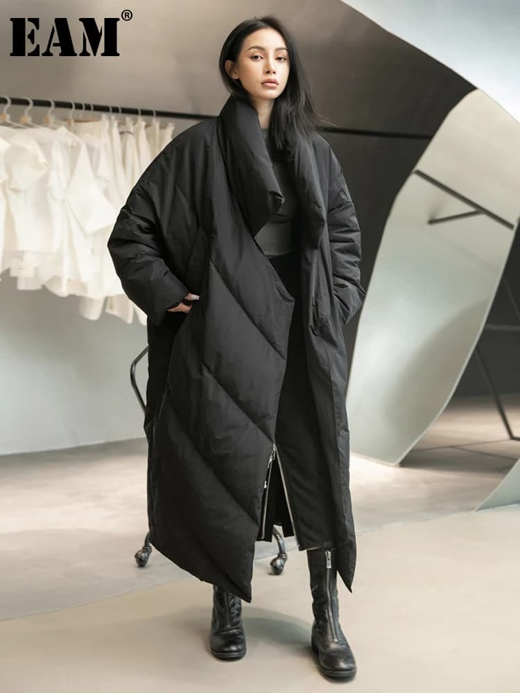 [EAM] Loose Fit Black Long Down Jacket New Stand Collar Long Sleeve Warm Women Parkas Fashion Tide Autumn Winter 2026 1DD1640
