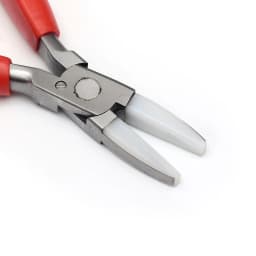 PandaHall Carbon Steel Nylon Jaw Pliers Flat Nose Pliers with Snipe Covers Jewelry Making Tools 160x60x17mm