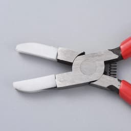 Pandahall Carbon Steel Jewelry Pliers Red Flat Nose Plier with Cover for Jewelry DIY Making Tools 142x98x8mm