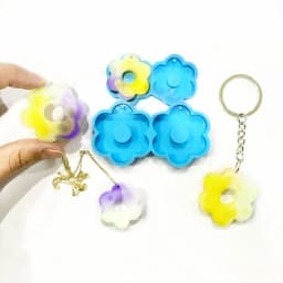 R3MC Keychain Silicone Resin Mold,Flower Shaped Resin Mold DIY Earrings Pendant Mold