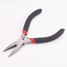 PandaHall Small Polishing Jewelry Pliers Short Chain-Nose Plier for Jewelry Making Tools Equipments 90x50x10mm