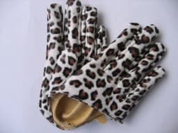 Fashion Sexy Female Night Club Pole Dancing Leather Gloves Women Gothic Punk Rock Show Half Palm Full Finger Fitness Gloves L63