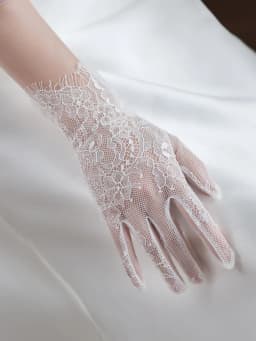 Bridal Wedding Elegant White Hollow Lace Eyelash Edge Short Gloves Women Prom Opera Dinner Dress Party Cosplay Mesh Gloves