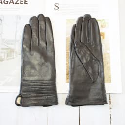 Women's Winter Warm Color Leather Gloves Fashion Striped Style Windproof Sheepskin Velvet Lining Driving Gloves