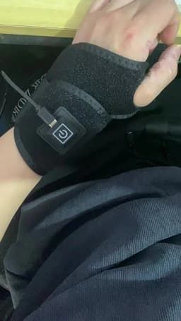 Heating Wrist Protector Sports Protection Breathable Support Sleeve Hand Joint Brace Tool Heat Health Care Device