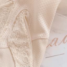 Women Summer Sunscreen Delicate Lace Flowers Driving Cycling Breathable Gloves Thin Elegant Female Short Soft