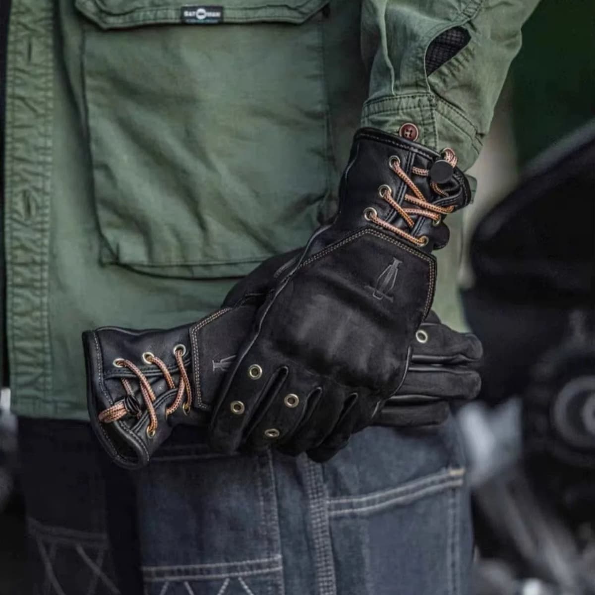 Retro Motorcycle Gloves Man Woman Winter Fleece Liner Warmer Vintage Full Finger Protective Windproof Genuine Leather Gloves
