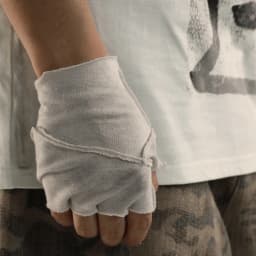 Niche Style Ripped Hole Vintage Distressed Punk Fingerless Gloves Man Woman Thin Soft Elastic Retro Gloves