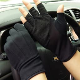 Men Summer Sports Fitness Non-slip Cycling Sunscreen Short Sun Mittens Thin Cotton Breathable Touch Screen Driving Gloves L20