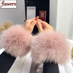 Women's Real Fox Fur Cuff Arm Warmer Lady Bracelet High-Quality Wristband Glove Fashionable Fox Fur Cuffs for Stylish Warmth