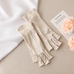 Women Sleep Moisturizing Mitten Summer 100% Natural Mulberry Silk Half Finger Touch Screen Thin Sunscreen Driving Sun Glove M50