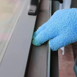 1Pair Cleaning Gloves Microfiber Coral Fleece Car Grooming Gloves Solid Five Finger Dust Removal Housework Absorbent Gloves