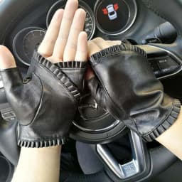 Women's Half Finger Leather Gloves Fashion Four Seasons Driving Wrinkle Style Sheepskin Gloves Outdoor Sports Cycling Anti Slip
