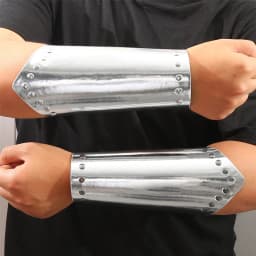 1pc/1pair Renaissant Arm Gauntlets Medieval Armor Bracers Adult Cosplay Party Arm Guards Stage Props Cuffs Costume Accessories