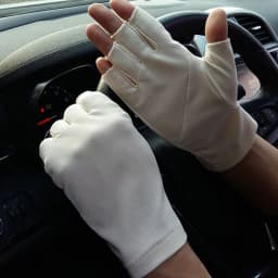 Driving sunscreen gloves men's thin half-finger gloves half spring and summer non-slip cycling fingerless gloves breathable B93