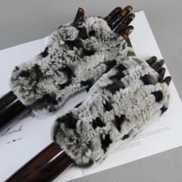2026 Fashion Real Rex Rabbit Fur Women's Winter Gloves Genuine Fur Mittens Girl Fingerless Gloves Wrist Warmer Elastic Fluffy