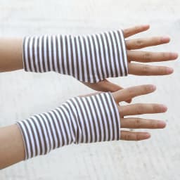 Short Fingers Striped Half Finger Gloves Unisex Sun Protection Pure Drive and Ride Fingerless Style Warm Fashionable Gloves
