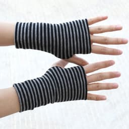 Short Fingers Striped Half Finger Gloves Unisex Sun Protection Pure Drive and Ride Fingerless Style Warm Fashionable Gloves